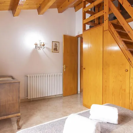 Casa Batlle Ginebro Apartment *
